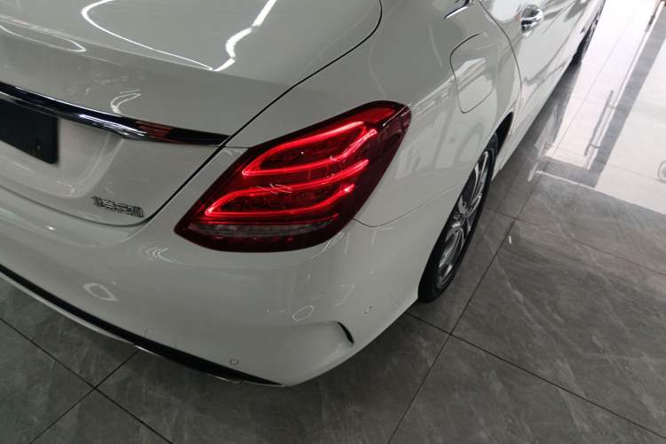 Used Mercedes-Benz C-Class 2018 C 180 L Fashion Edition Sport Version
