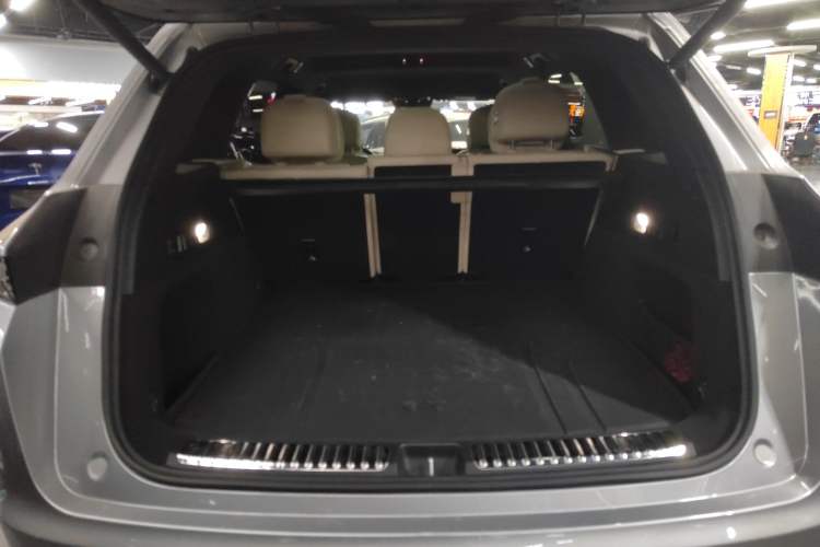 Used Li Auto L7 2023 Pro Model
