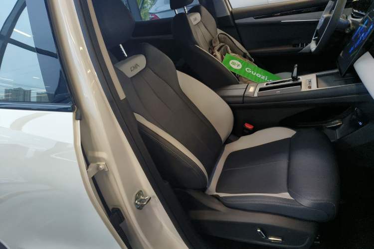 Used Geely Auto FX11 2024 1.5TD DCT Prestige Edition
