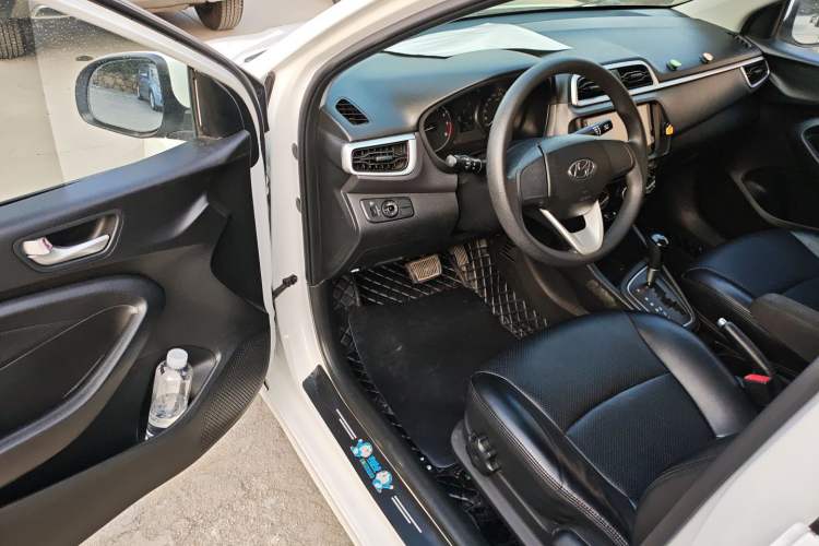 Used Hyundai Verna 2017 1.4L Automatic YueXiang Edition China V-standard