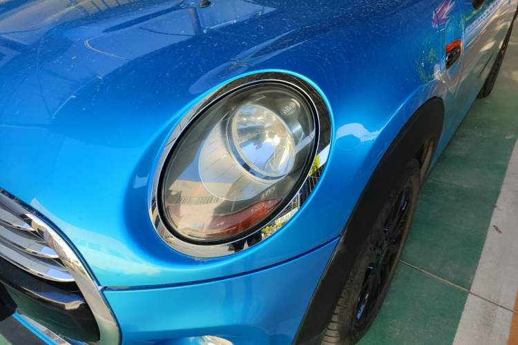 Used  MINI 2016 1.5T COOPER
