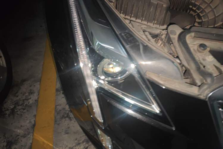 Used Cadillac XT5 2018 25T Luxury Model