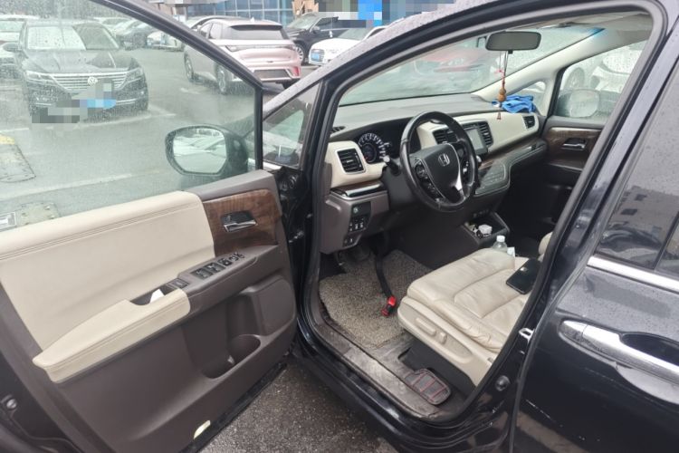 Used Honda Odyssey 2015 2.4L Luxury Edition