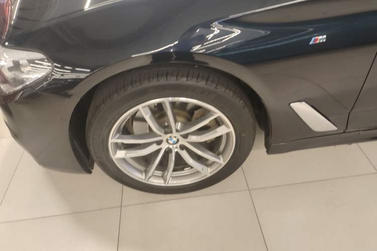 Used BMW 5 Series 2020 525Li M Sport Package
