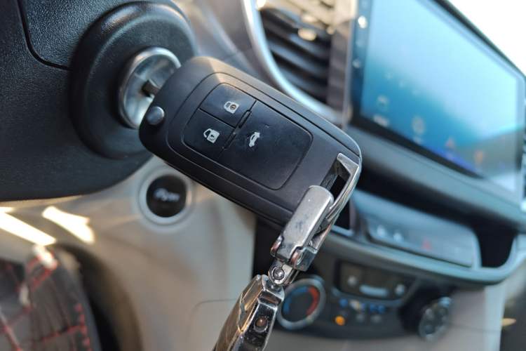 Used Buick GT 2018 15T Manual Elite Version China V Standard