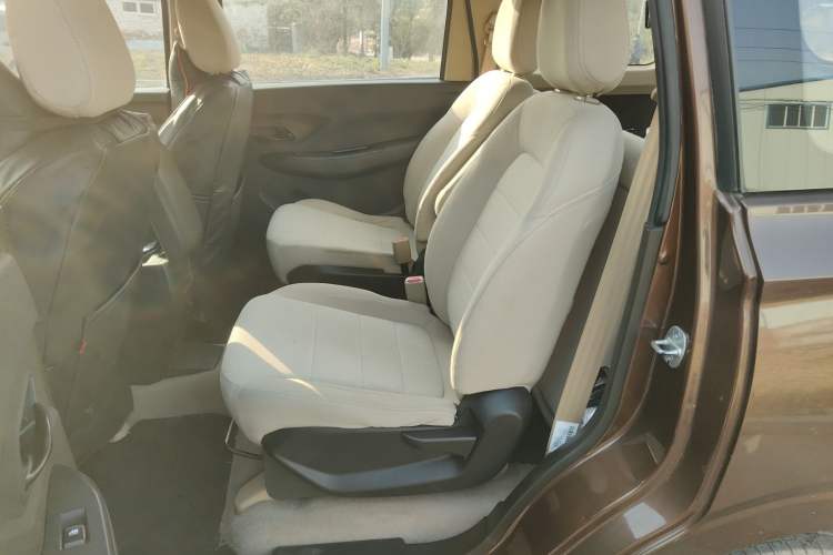 Used Wuling Hongguang 2021 1.5L S Standard Version LAR
