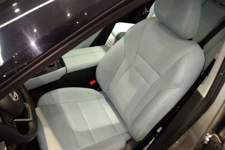 Used Nissan X-Trail 2023 e-POWER Ultra-Hybrid Dual-Motor All-Wheel-Drive Luxury Edition
