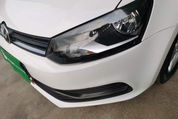 Used Volkswagen Polo 2016 1.4L Manual Fashion Model