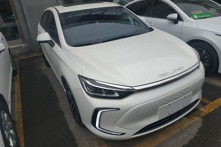 Used BAIC Beijing EU5 PLUS 2021 R600 Premium Edition
