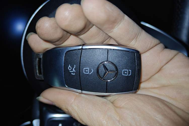 Used Mercedes-Benz C-Class 2020 Restyled C 200 L Fashion Edition Sport Version
