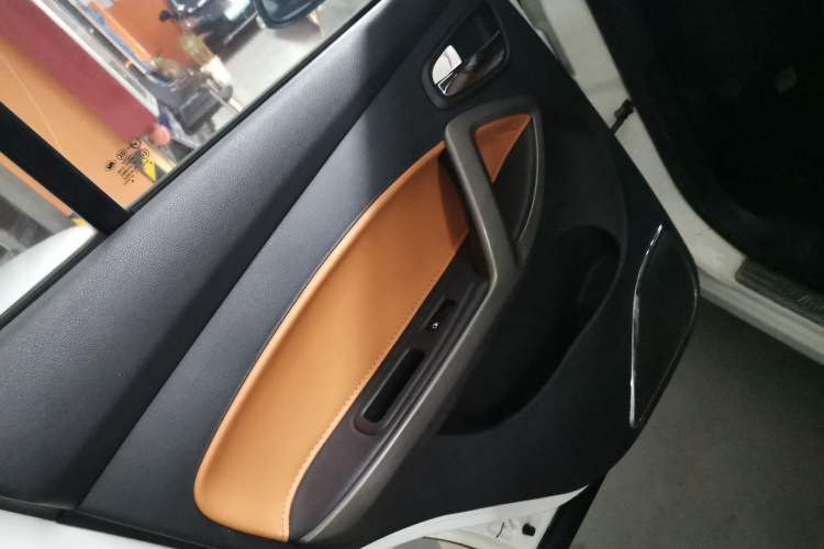 Used Haima S5 2016 1.6L Manual Luxury Tech Edition
