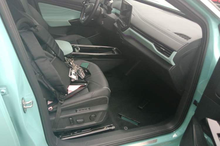 Used Volkswagen ID.4 X 2023 Smart Enjoyment Long-Range Version
