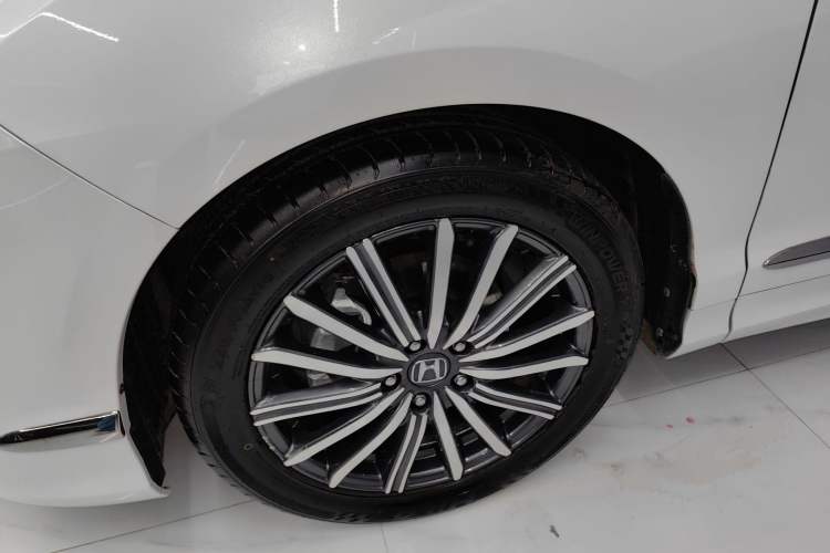 Used Honda Elysion 2022 2.0L eHEV Prestige Edition
