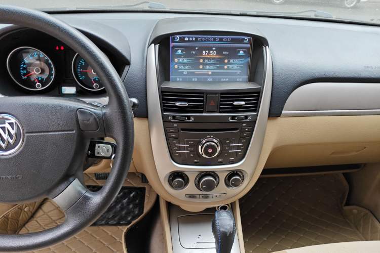 Used Buick Excelle 2013 1.5L Automatic Classic Model
