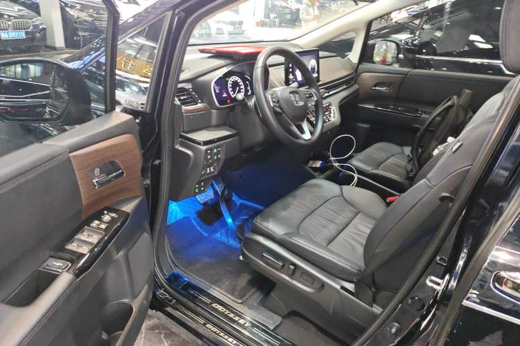 Used Honda Odyssey 2022 2.0L eHEV Sharp·Luxury Edition