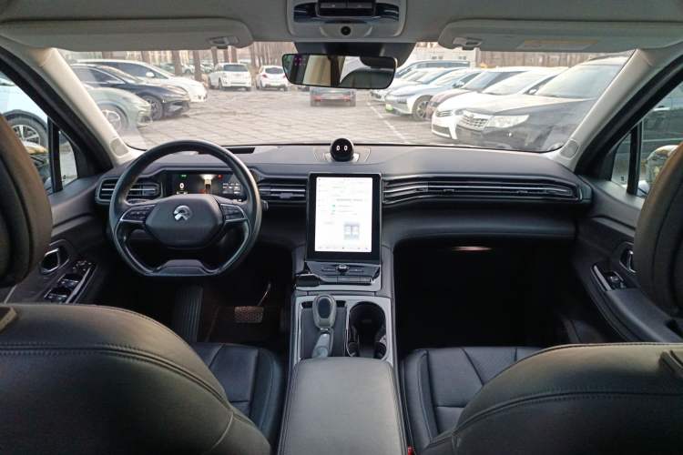 Used Nio ES8 2018 355 km Base Version 7-Seater Edition
