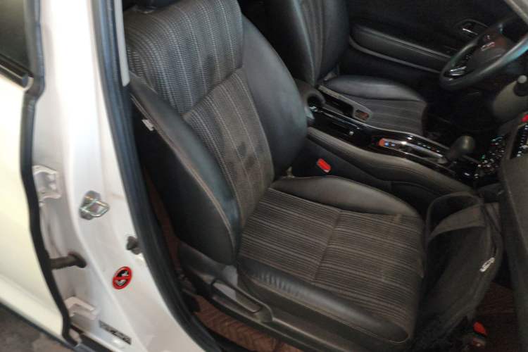 Used Honda Vezel 2017 1.8L CVT Front-Wheel Drive Pioneer Edition
