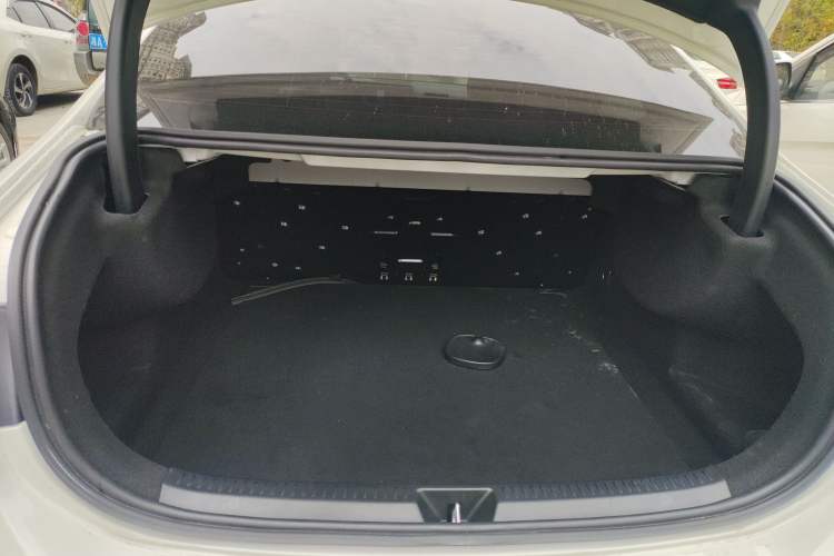 Used Mercedes-Benz A-Class 2022 Restyled A 200 L Sport Sedan Fashion Version
