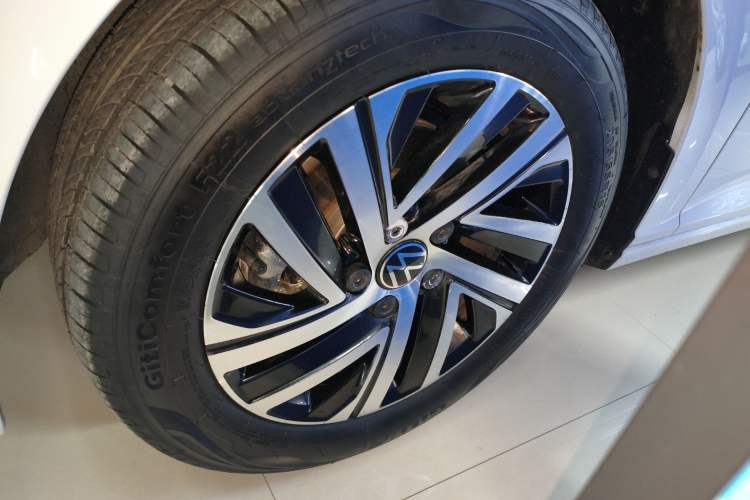 Used Volkswagen Lavida 2024 1.5L Automatic Starry Sky 5 Million Edition