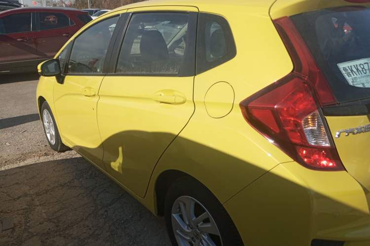 Used Honda Fit 2014 1.5L SE CVT Fashion Model