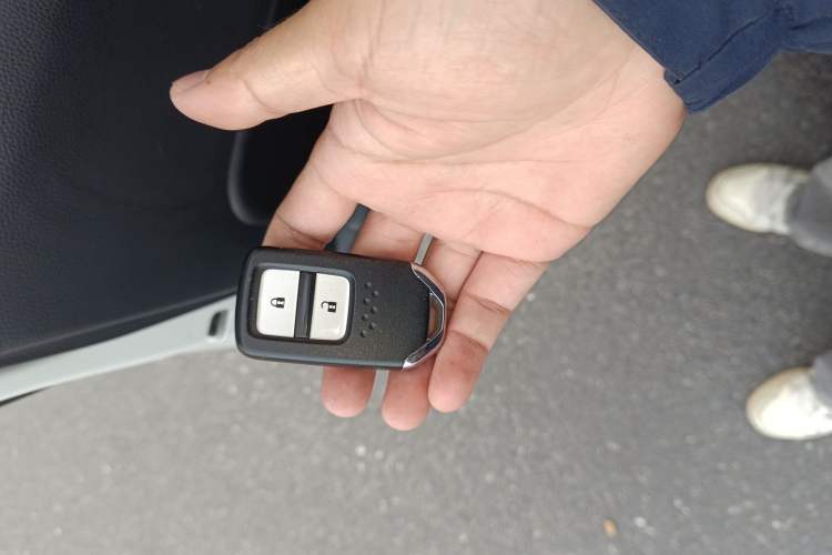 Used Honda LIFE 2021 1.5L CVT SPO-SS Dynamic Edition