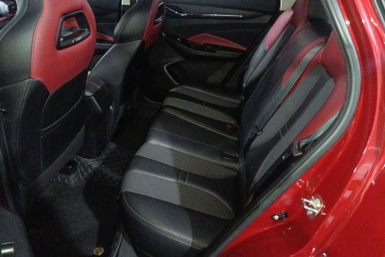 Used Oshan X5 2021 1.5T DCT Prestige Edition
