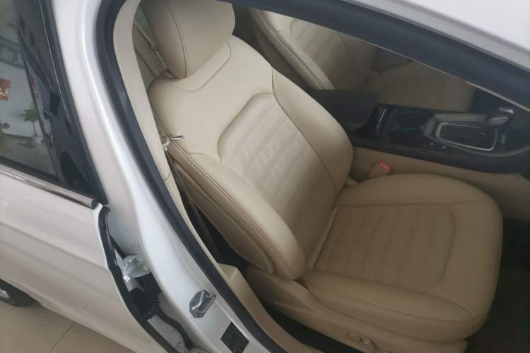 Used Ford Mondeo 2013 2.0L GTDi240 Flagship Edition