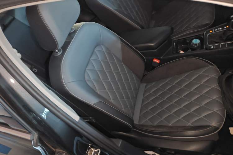 Used Volkswagen Sagitar 2023 300TSI DSG Excellence Edition
