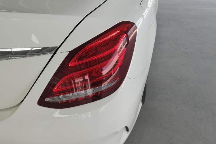 Used Mercedes-Benz C-Class 2017 Restyled C 180 L Fashion Edition Sport Version
