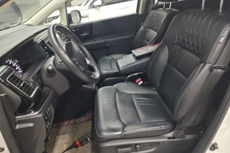 Used Honda Elysion 2019 2.0L Hybrid Luxury Edition
