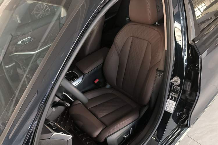 Used BMW 3 Series 2024 325Li M Sport Night Edition Package
