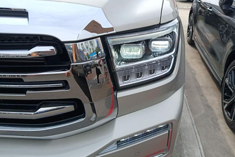 Used Tank 500 New Energy 2023 Hi4-T
