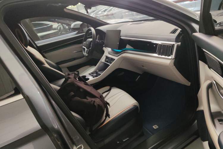 Used BYD Song PLUS New Energy 2024 HONOR Edition DM-i 110km Flagship PLUS