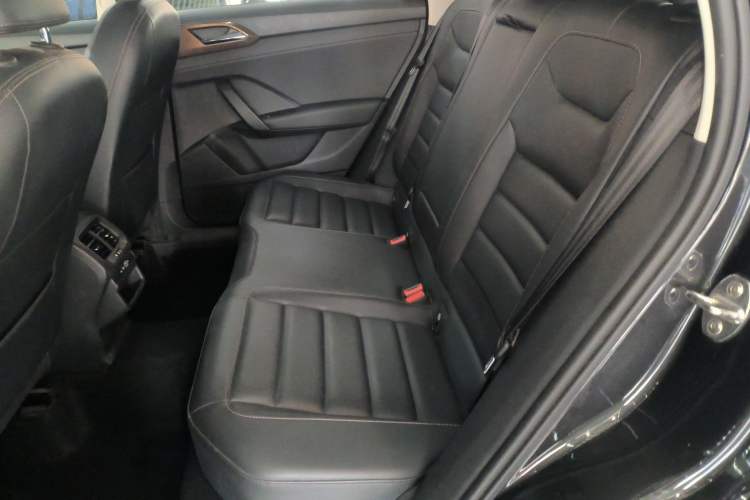 Used Volkswagen Tharu 2021 280TSI Two-Wheel-Drive Luxury Plus Edition