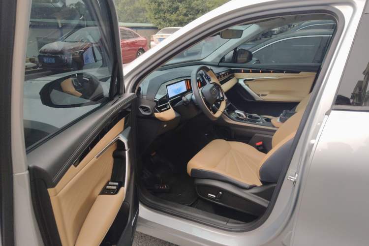 Used Geely Auto FX11 2023 1.5TD DCT Prestige Edition