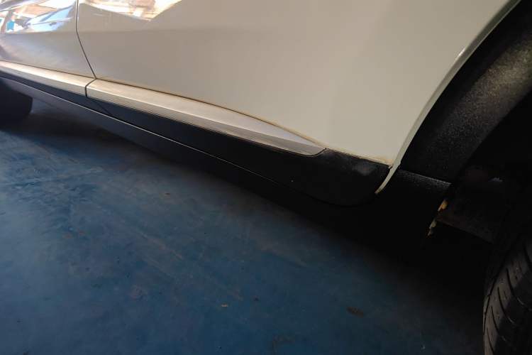 Used Roewe RX3 2020 1.6L CVT 4G Connected Ultra-Cool Flagship Edition
