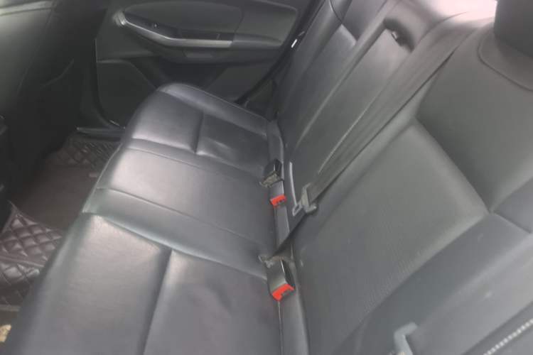 Used Ford Escort 2015 1.5L Automatic Fashion Model
