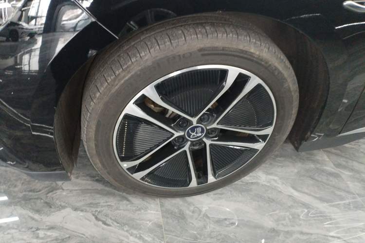 Used BYD Han 2023 EV Champion Edition 605KM Front-Drive Premium Model
