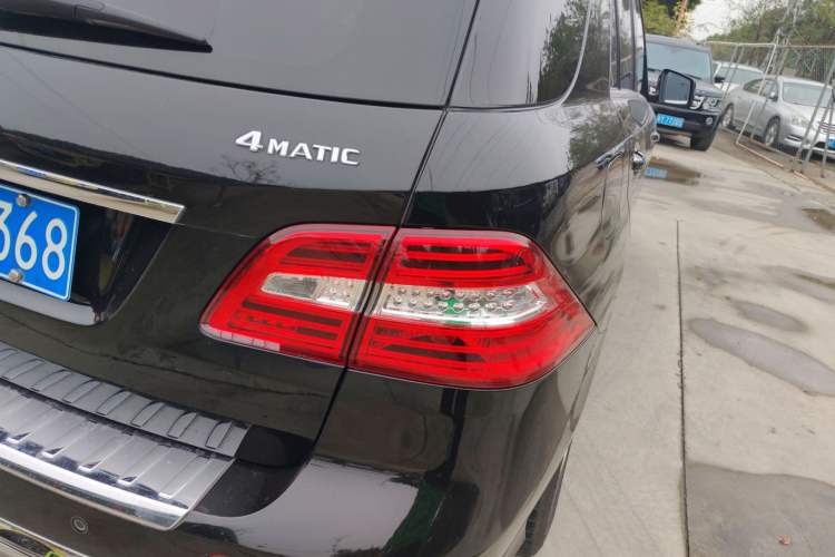 Used Mercedes-Benz M-Class 2015 ML 400 4MATIC Luxury Model