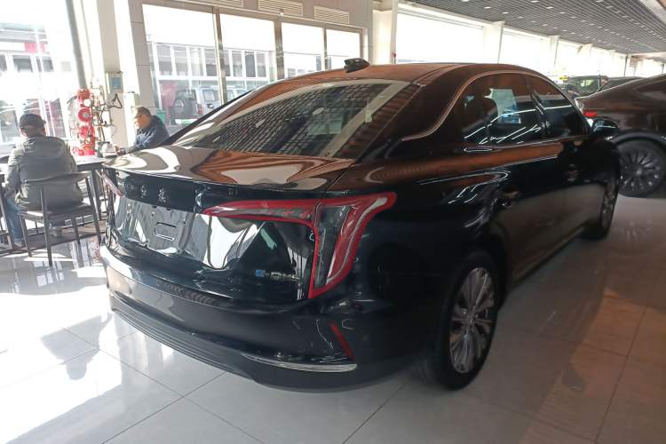 Used Hongqi E-QM5 2022 431 km Charge & Enjoy Edition
