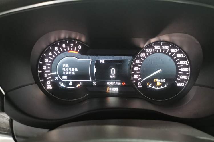 Used Lincoln MKC 2017 2.0T Two-Wheel-Drive Luxury Edition
