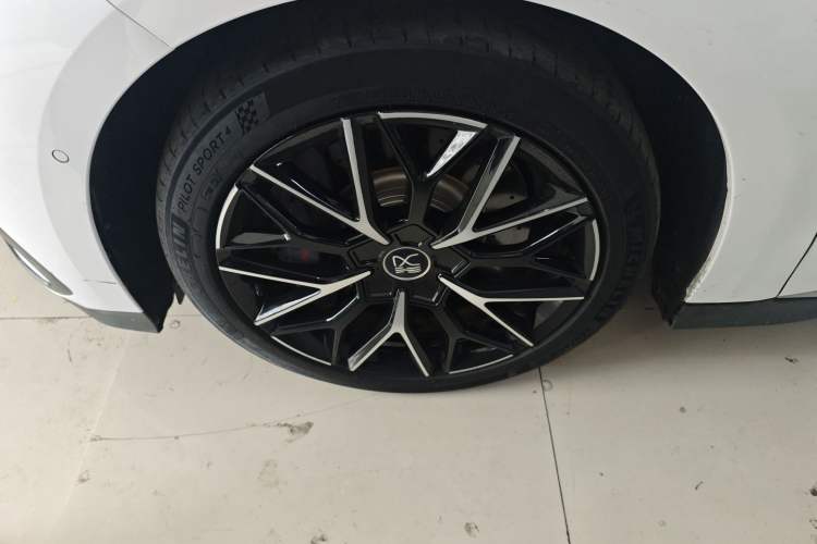 Used BYD Han 2023 EV Champion Edition 610KM All-Wheel-Drive Flagship Model
