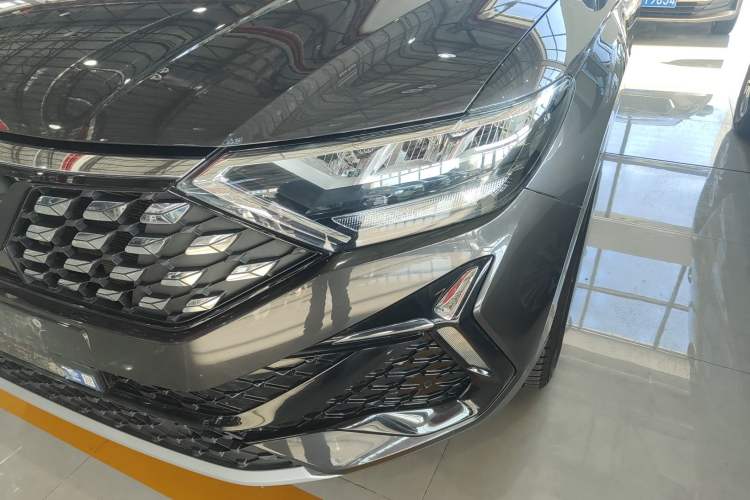 Used Jetta VS5 2022 280TSI Automatic Trend Edition
