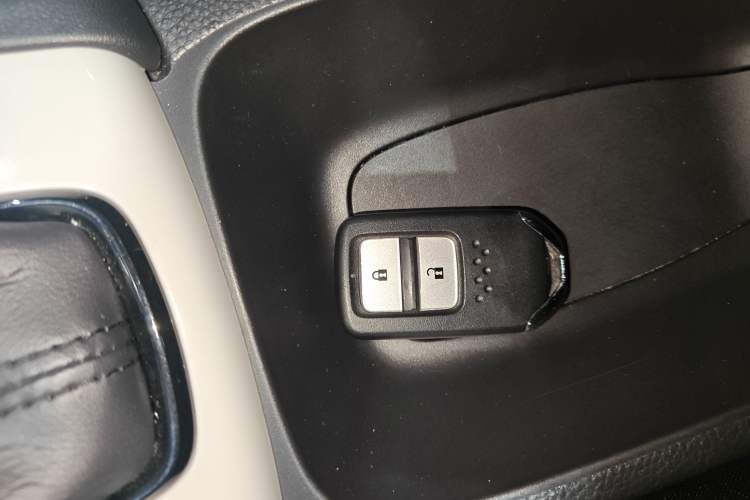 Used Honda Fit 2021 1.5L CVT Trend Edition
