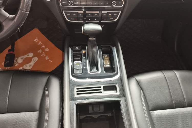 Used GAC Trumpchi GS7 2017 280T Two-Wheel Drive Luxury Model