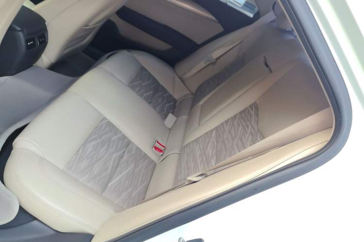 Used Cadillac ATS-L 2014 25T Comfort Model