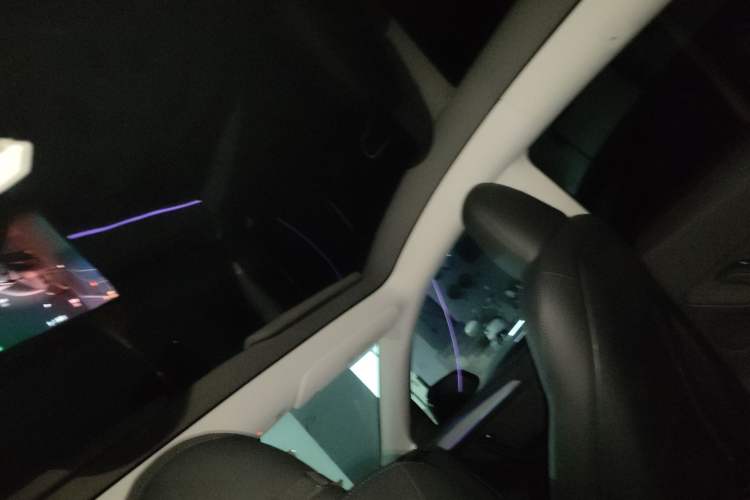 Used Tesla Model Y 2023 Long-Range All-Wheel-Drive Version
