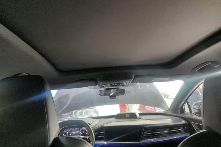 Used Audi Q4 e-tron 2024 40 e-tron Boundary Edition in Midnight Blue
