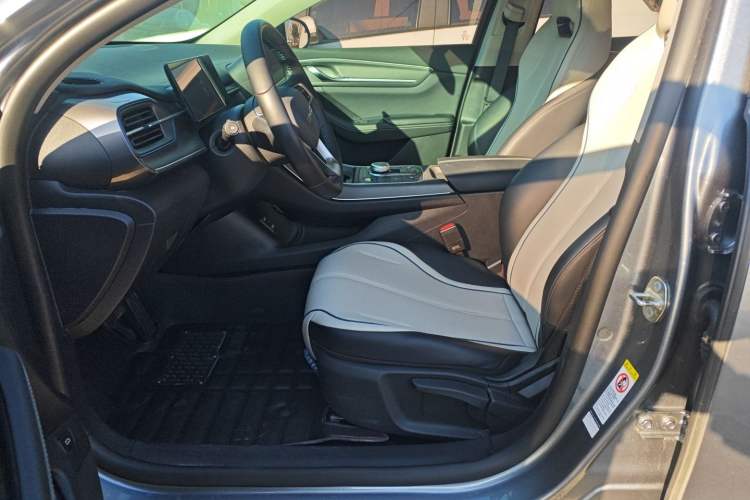 Used BYD Destroyer 05 2024 HONOR Edition DM-i 55KM Luxury Model
