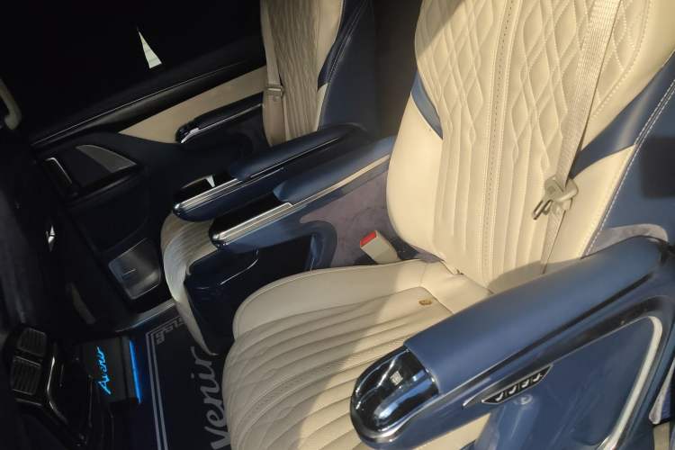 Used Buick GL8 2023 ES Lu Zun Comfort Model
